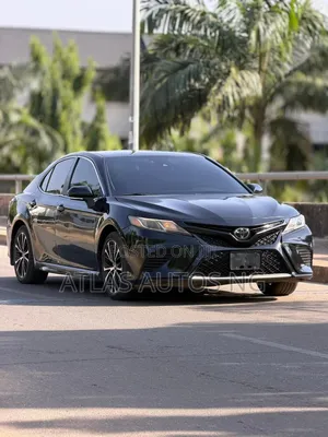 Toyota Camry SE (2.5L 4cyl 8A) 2019 Black