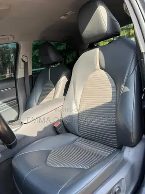 Toyota Camry SE (2.5L 4cyl 8A) 2019 Black