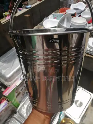 20 Stainless Ice Bucket With Picker