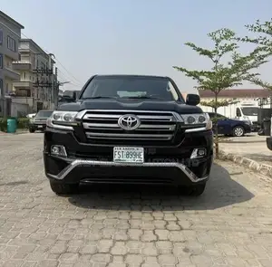Toyota Landcruiser for Hire