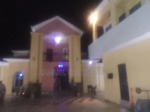 8bdrm House in Road Safety Junction, Owerri for sale