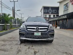 Mercedes-Benz GL-Class GL63 AMG 4dr SUV AWD (5.5L 8cyl Turbo 7A) 2014