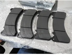 Genuine Oem Gm Cadillac Chevrolet GMC Front Brake Pad Set