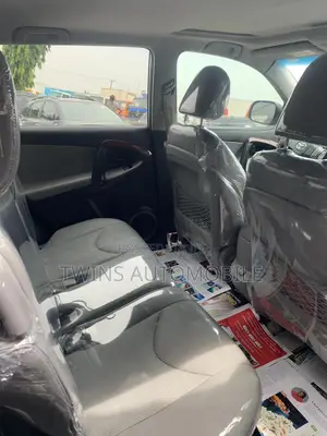 Toyota RAV4 2.5 Limited 4x4 2012 Silver