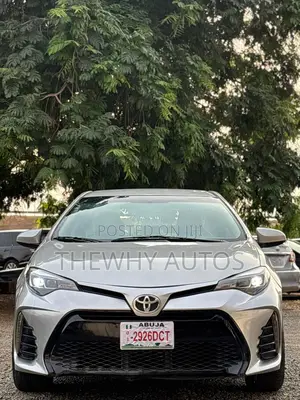 Toyota Corolla LE 4dr Sedan (1.8L 4cyl CVT) 2014 Silver