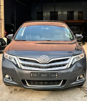 Toyota Venza Limited AWD V6 2013 Gray