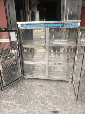 Donghwa Commercial Sterilizing Cabinet