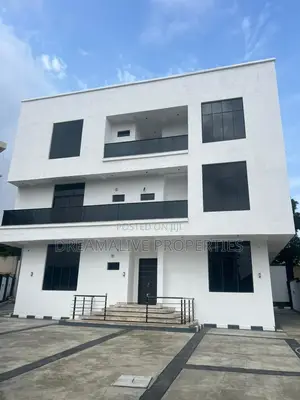 5bdrm Duplex in Katampe Extension for rent