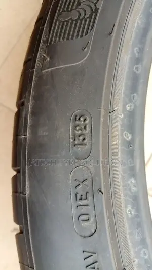235/40/19 Pilot Sport Michelin Brand