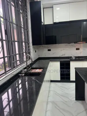 5bdrm Duplex in Katampe Extension for rent
