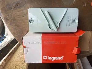Legrand 3-Pole Isolator Switch 20a 440v Ip66 – Model 7 353 10.
