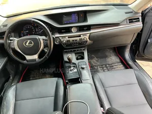 Lexus ES 2013 Black