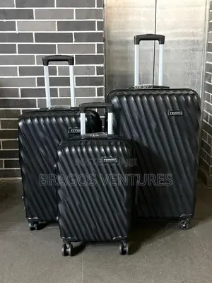Quality Set of Bb Boxes and Luggage