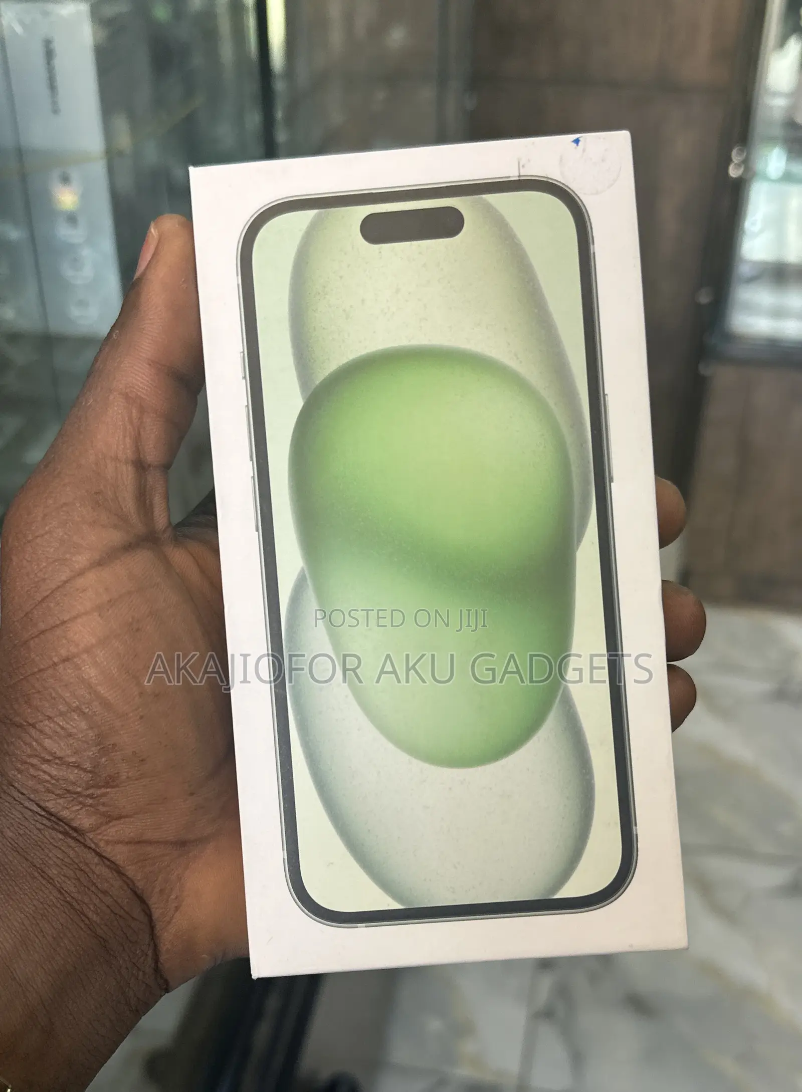 New Apple iPhone 15 128 GB Green