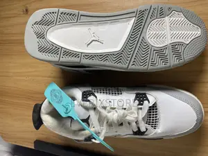 Good Durable Nike Sneakers Boxed