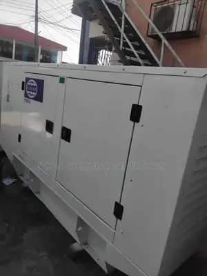 100kva Fg Wilson Soundproof Perkins Generator
