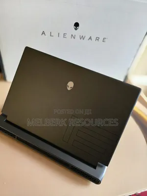 Laptop Dell Alienware M15 R7 32GB Intel Core i7 SSD 1T