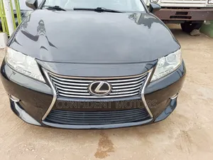 Lexus ES 2013 Black