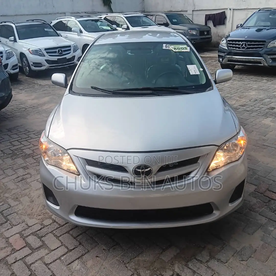 Toyota Corolla 2013 Silver