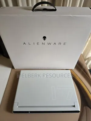 Laptop Dell Alienware X17 R2 32GB Intel Core i9 SSD 2T