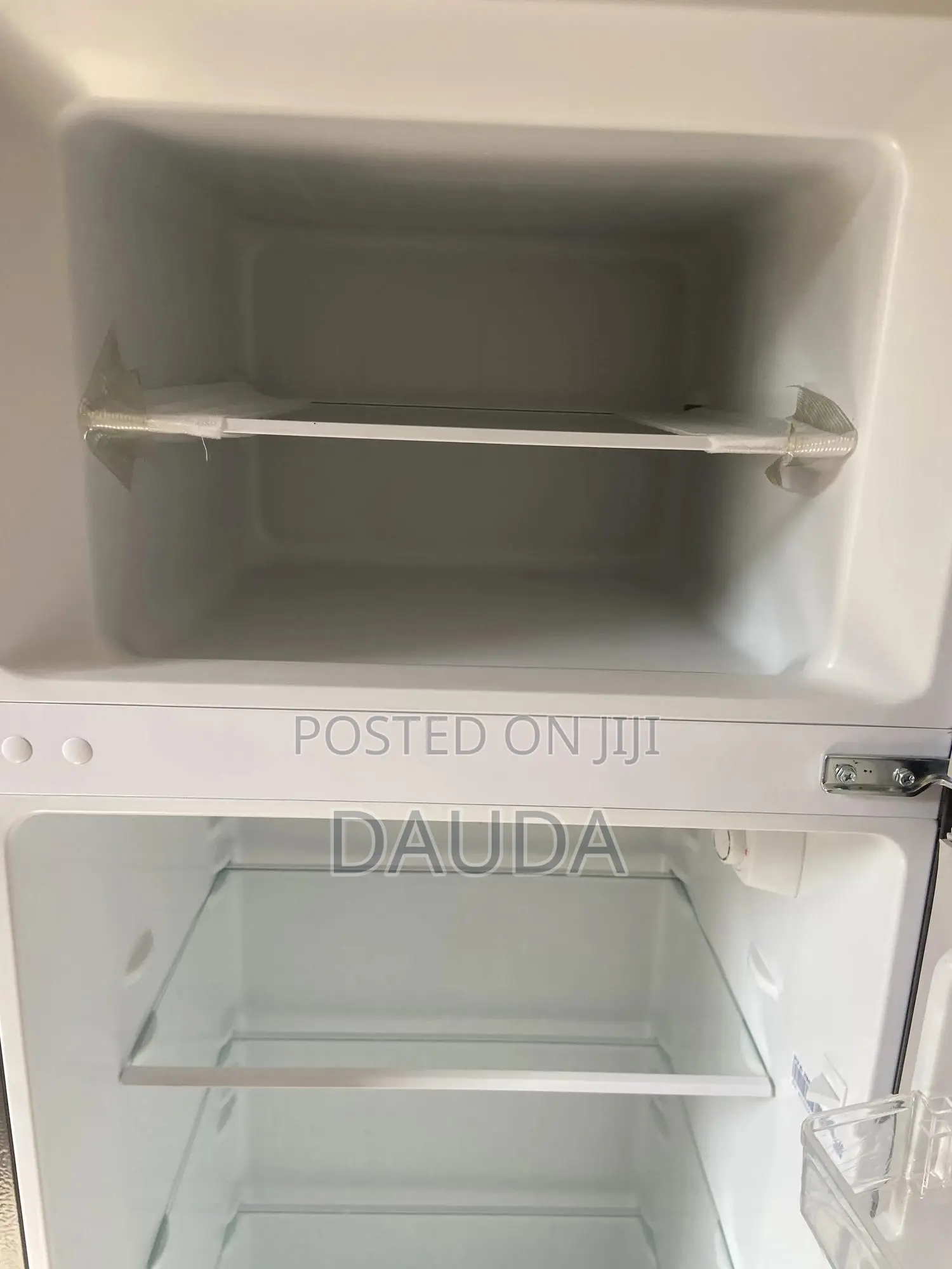 Hisense Fridge 240lr