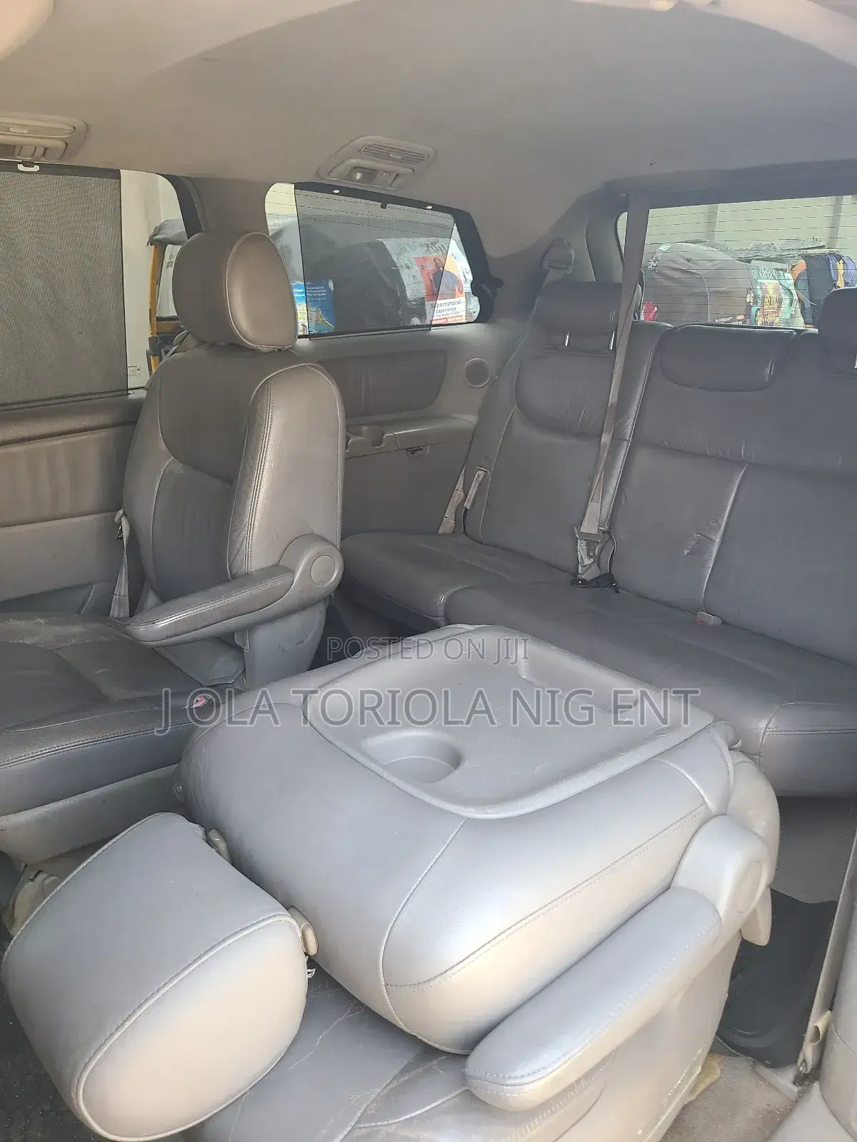 Sienna Bus for Rent