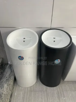 Black and White Free Standing Basin