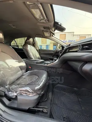 Toyota Camry LE FWD (2.5L 4cyl 8AM) 2018 Black