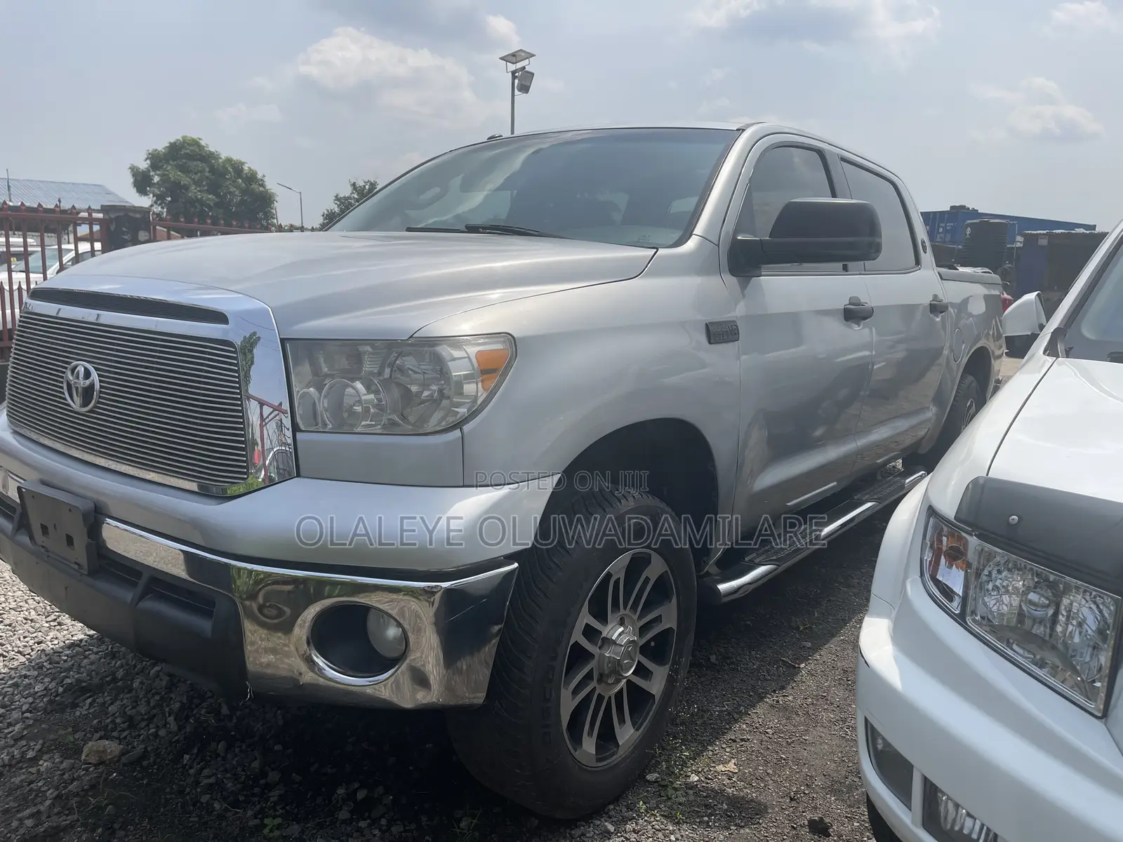 Toyota Tundra 2013 Silver