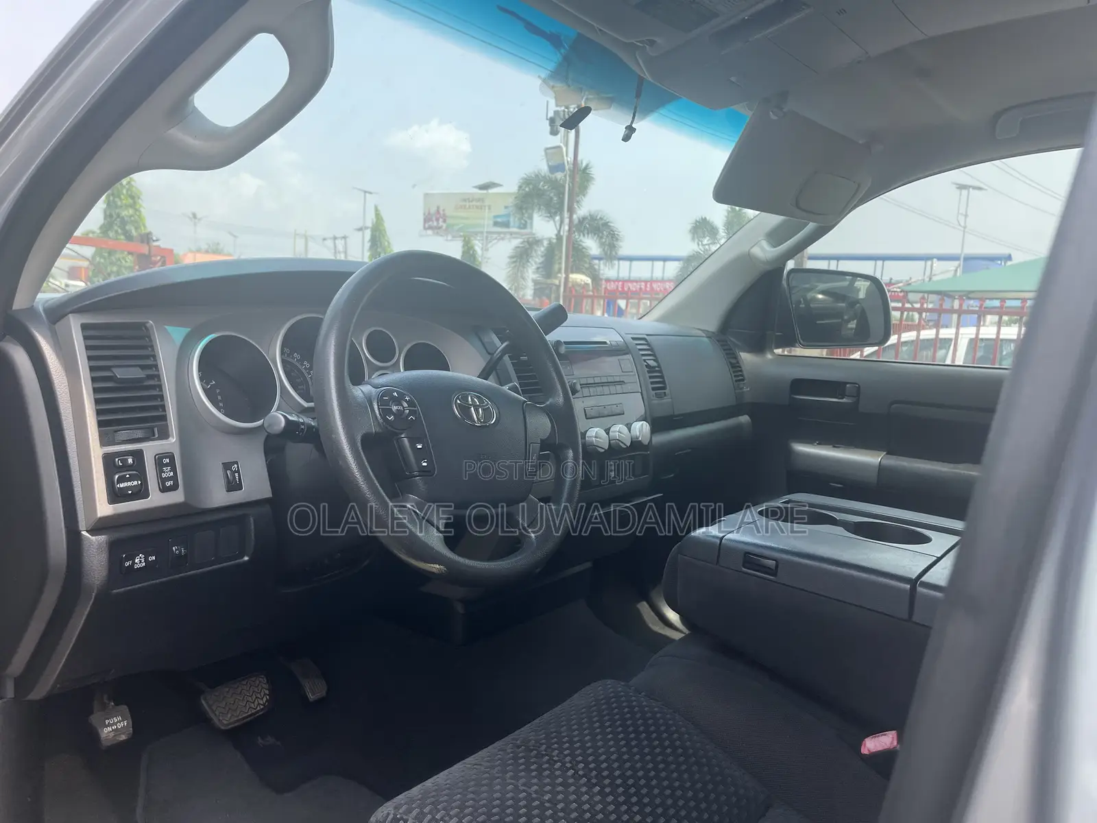 Toyota Tundra 2013 Silver