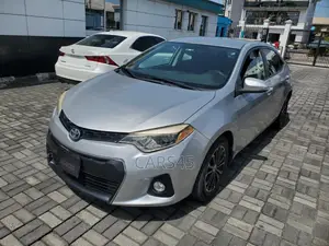 Toyota Corolla 2014 Silver