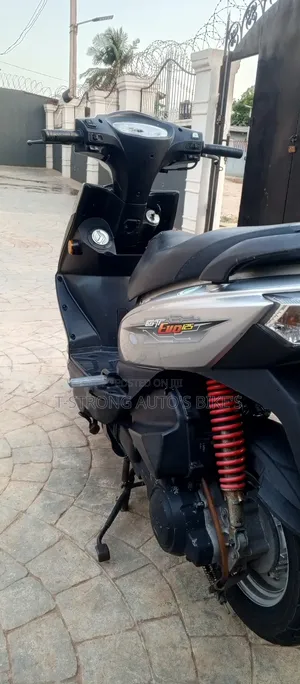SYM Fnx 125 2020 Silver