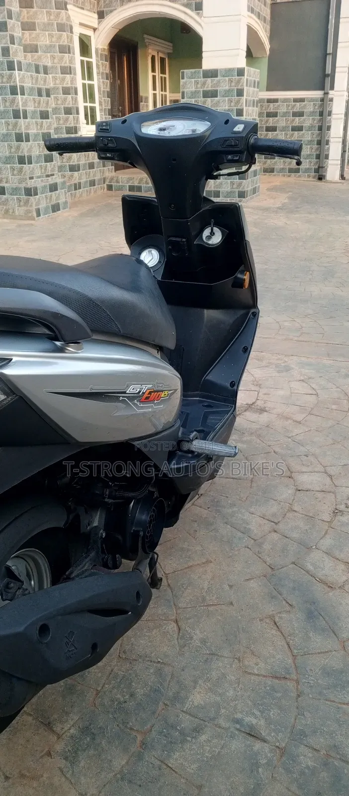 SYM Fnx 125 2020 Silver