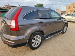 Honda CR-V 2010 Gold
