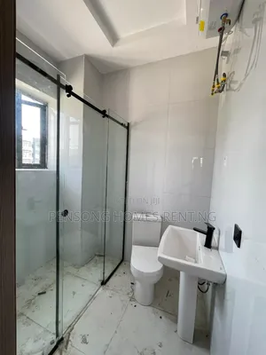 2bdrm Apartment in Ikate Lekki for rent