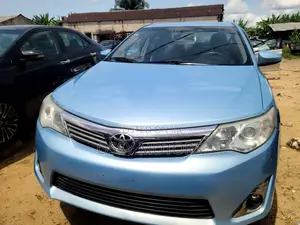 Toyota Camry LE 4dr Sedan (2.5L 4cyl 6A) 2014 Blue