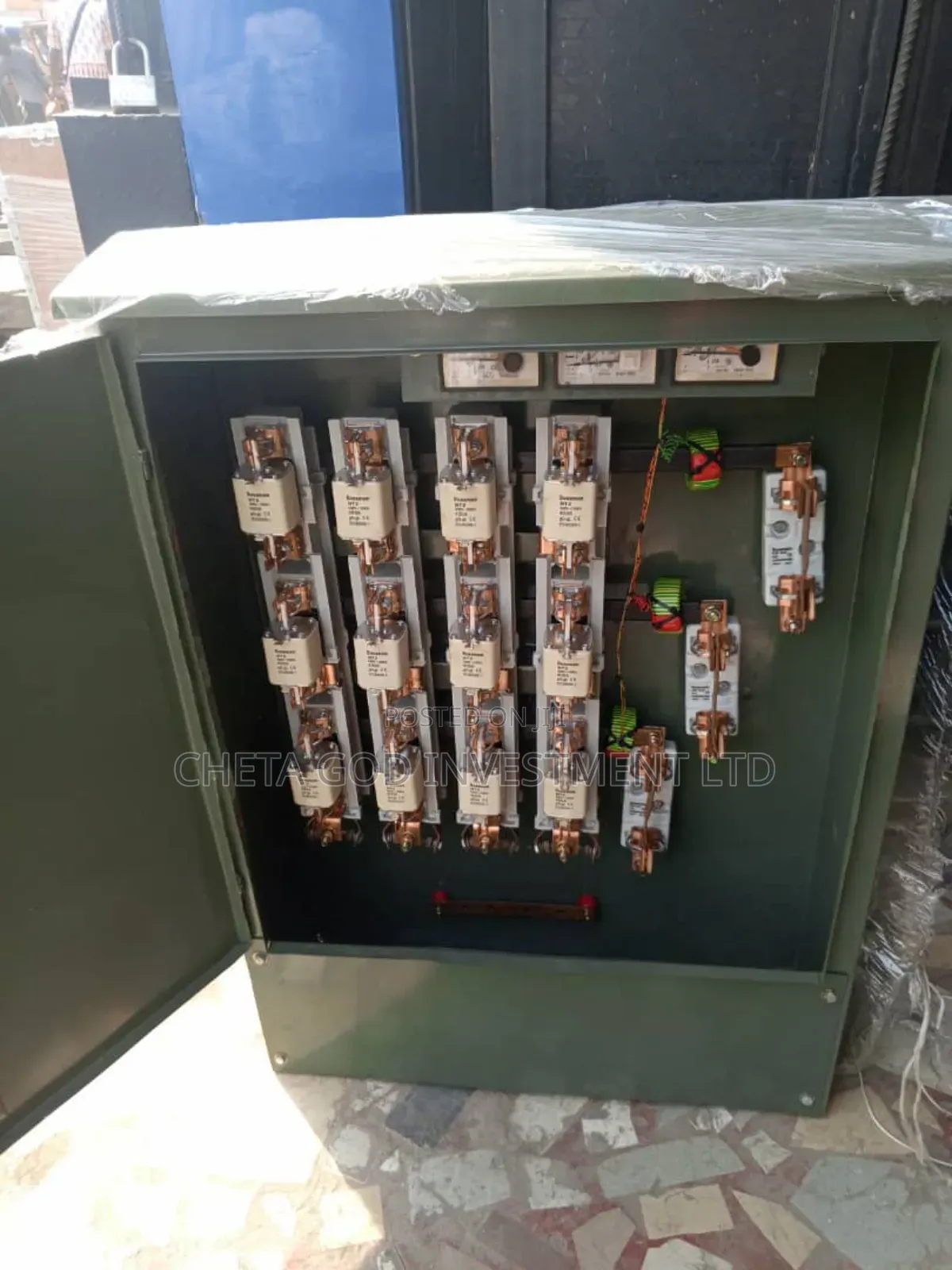 Low-Voltage Electrical Distribution Feeder Pillar.