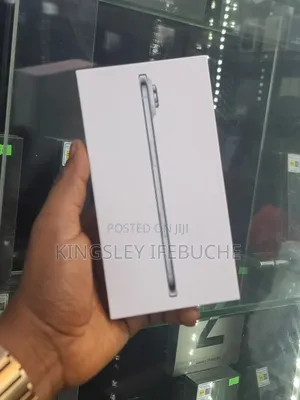 New Apple iPhone Air 256 GB Blue