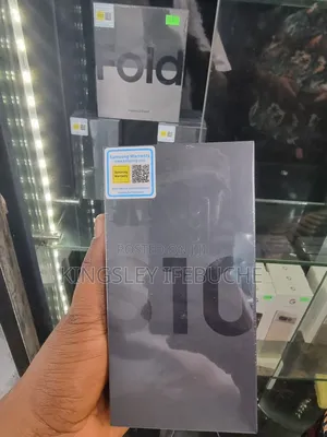 New Samsung Galaxy S10 128 GB White