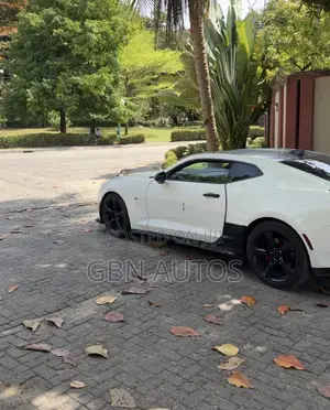 Chevrolet Camaro 2017 White