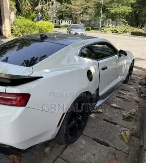 Chevrolet Camaro 2017 White