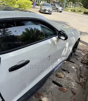 Chevrolet Camaro 2017 White