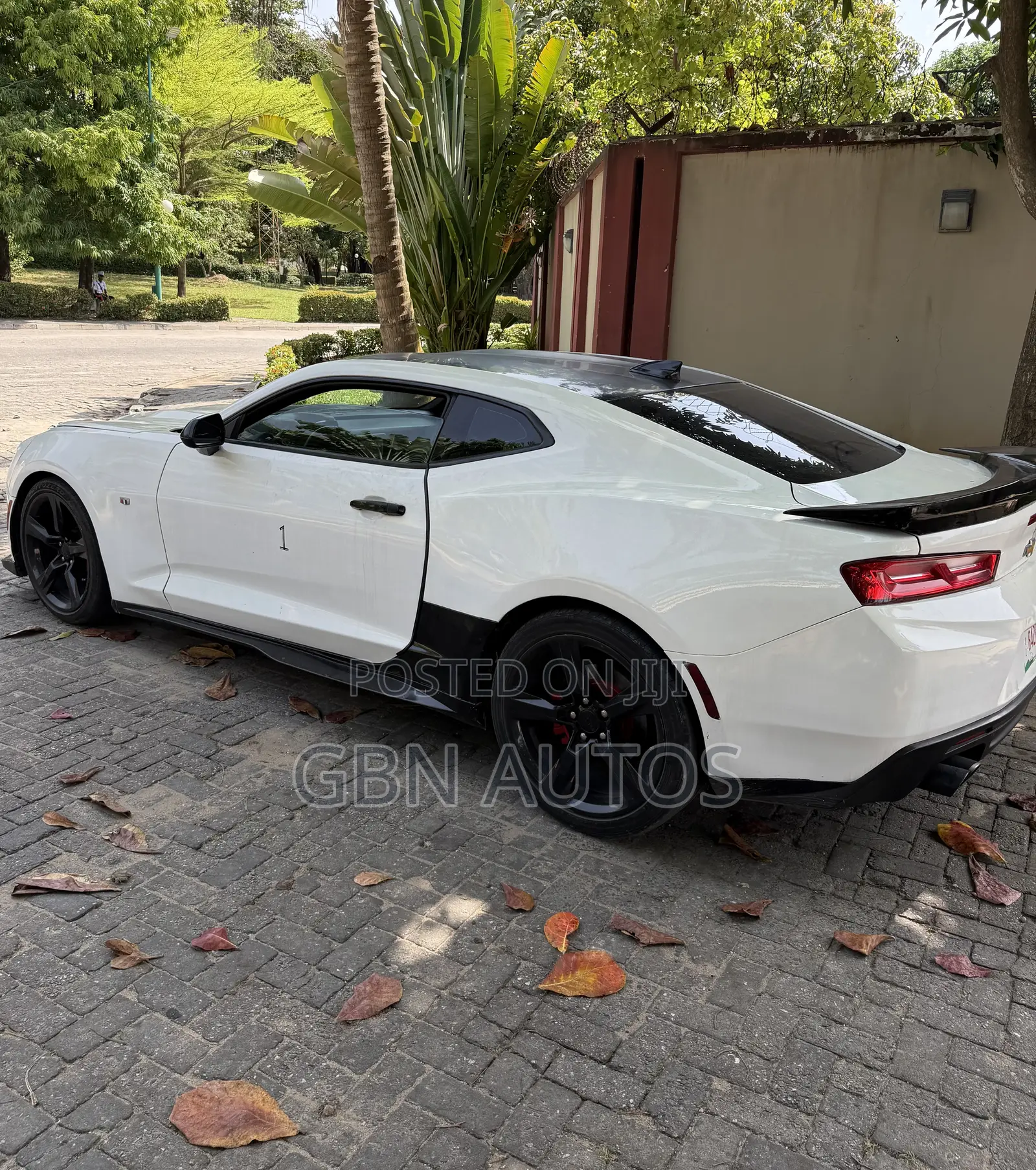Chevrolet Camaro 2017 White