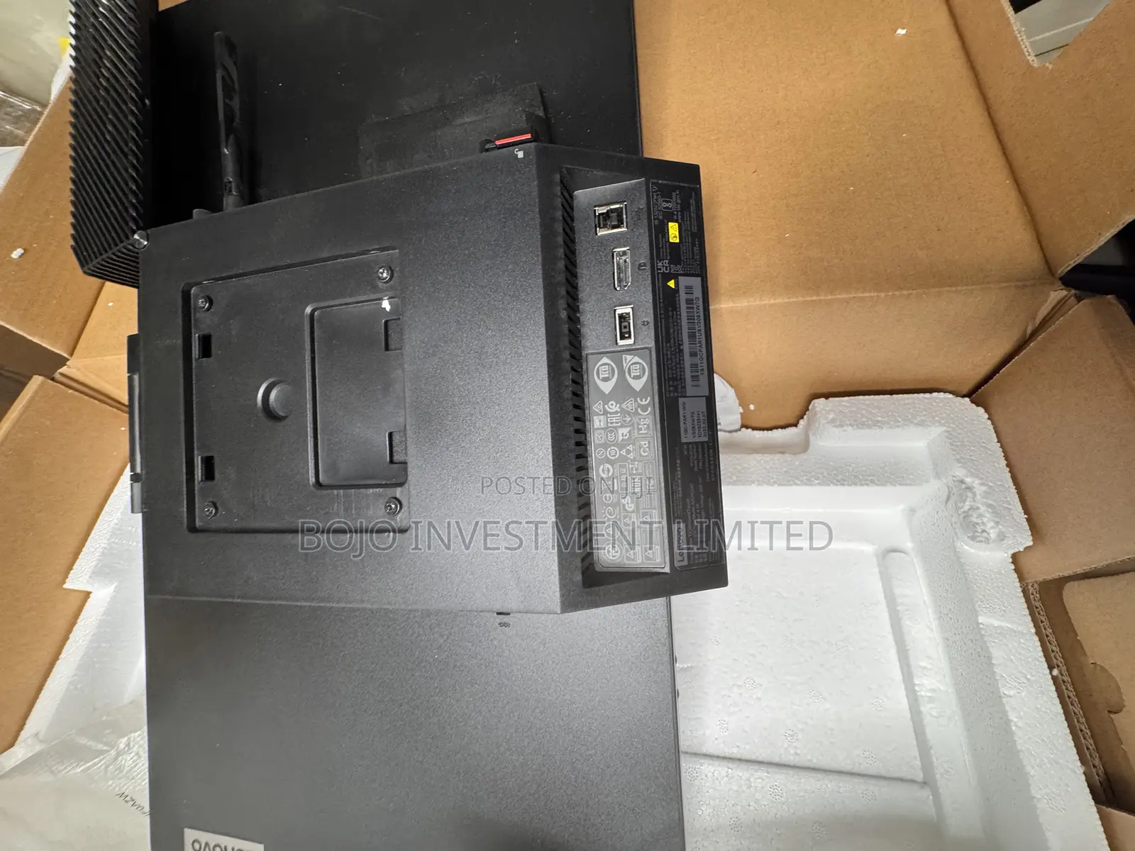 Desktop Computer Lenovo ThinkCentre 24 8GB Intel Core i5 SSD 256GB