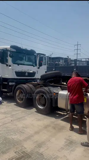 Howo Tx Tractor