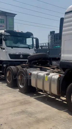 Howo Tx Tractor