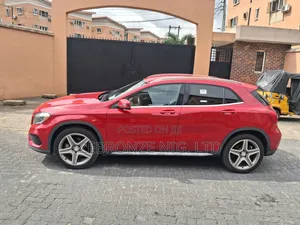 Mercedes-Benz GLA-Class 2016 Red