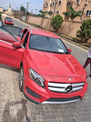 Mercedes-Benz GLA-Class 2016 Red