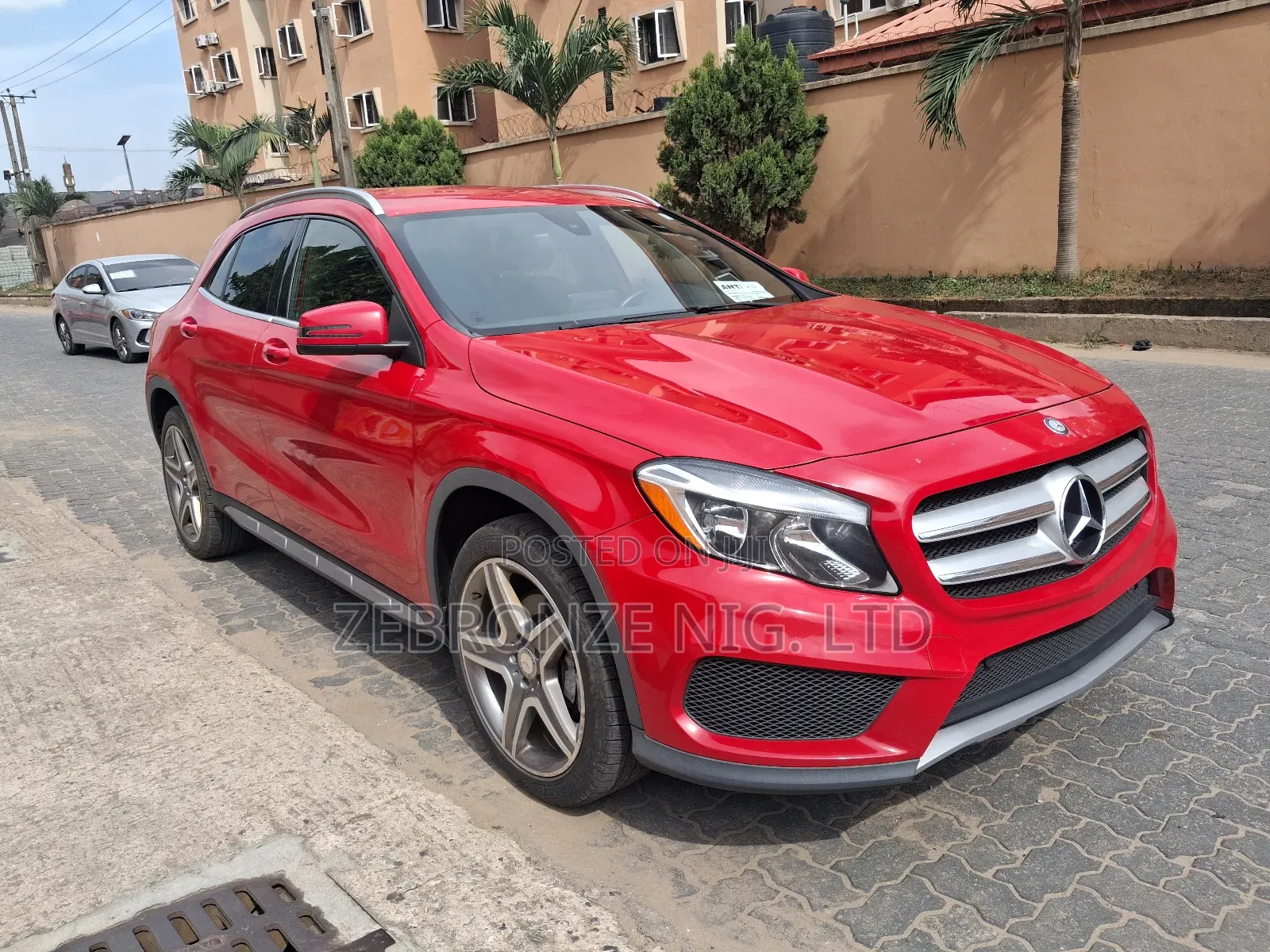 Mercedes-Benz GLA-Class 2016 Red