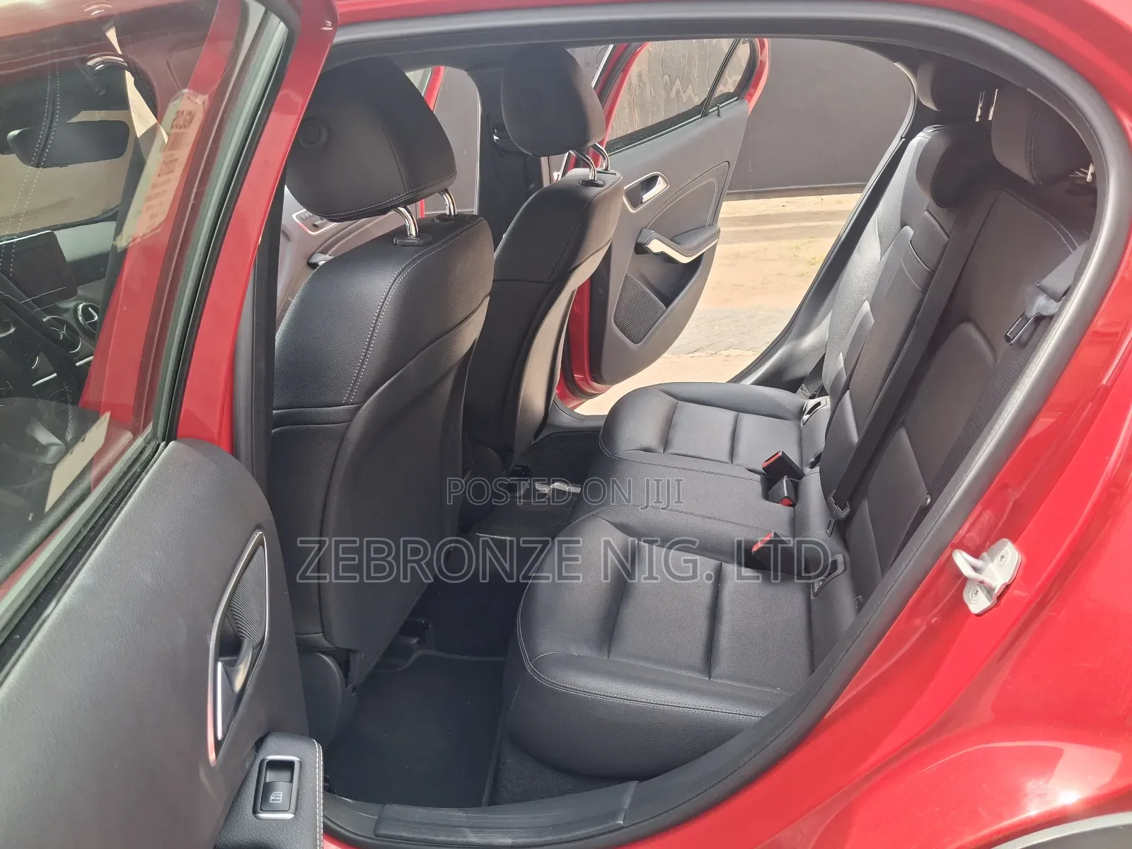 Mercedes-Benz GLA-Class 2016 Red